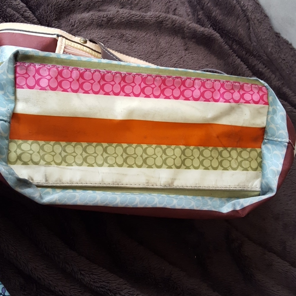Coach Purse - Picture 5 of 8